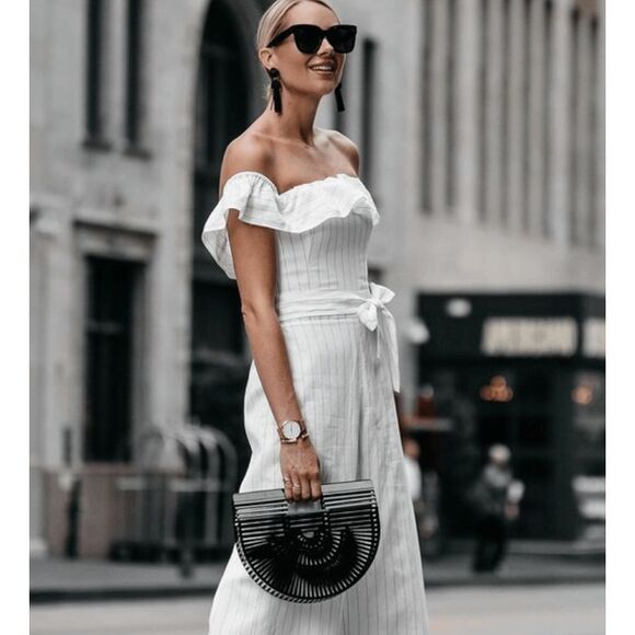 Club Monaco Naveah Jumpsuit, White Stripe Off Shoulders, Size 8, MP $289 - Picture 1 of 11